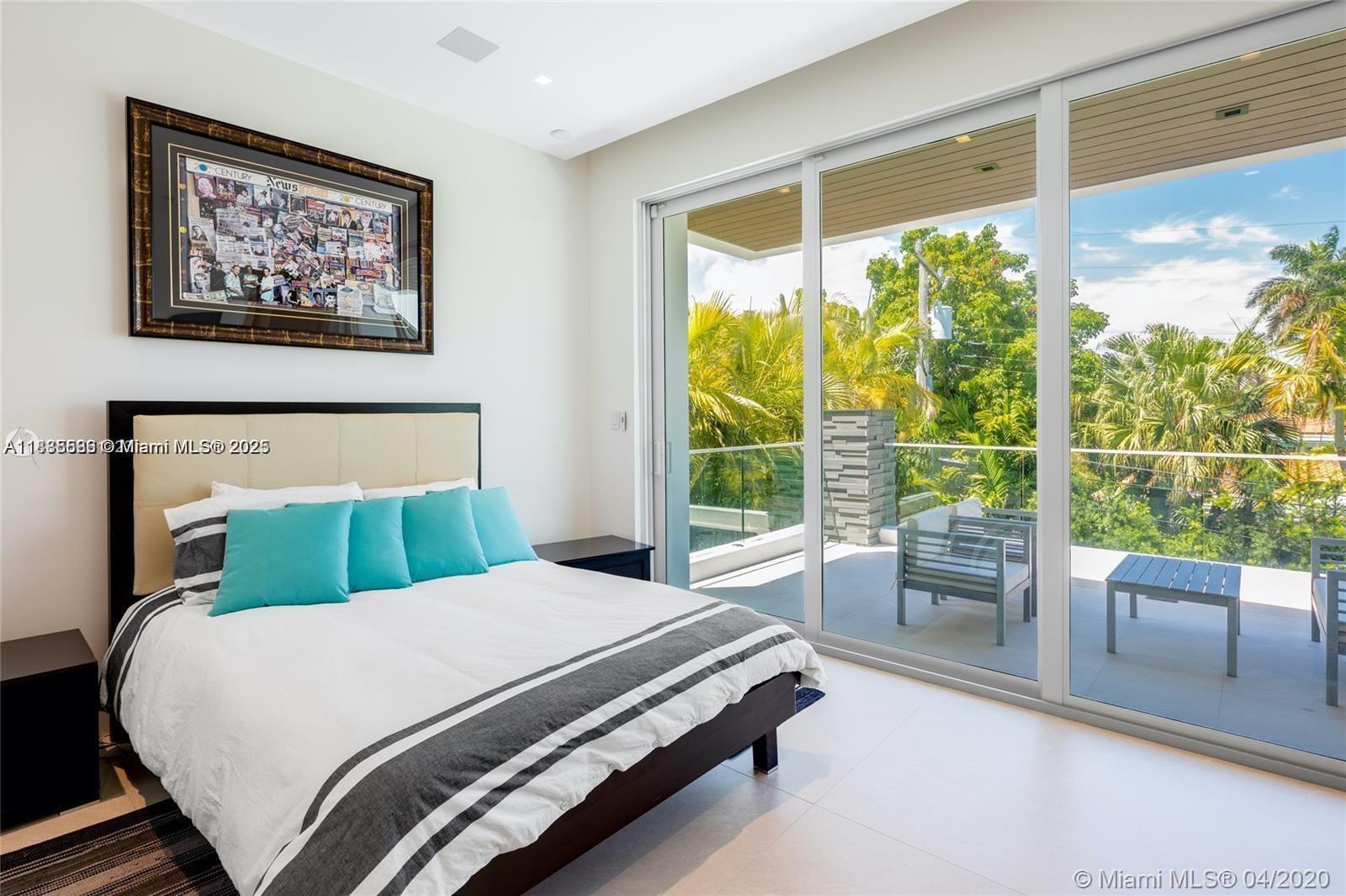 BAY HARBOR ISLAND - Residential