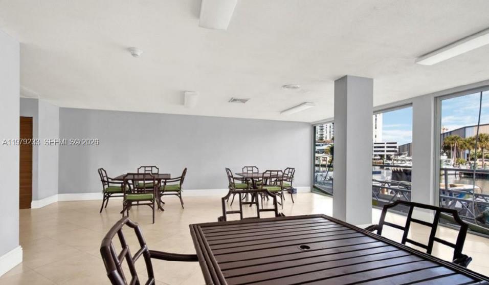 KEYSTONE HARBOR CLUB COND - Residential