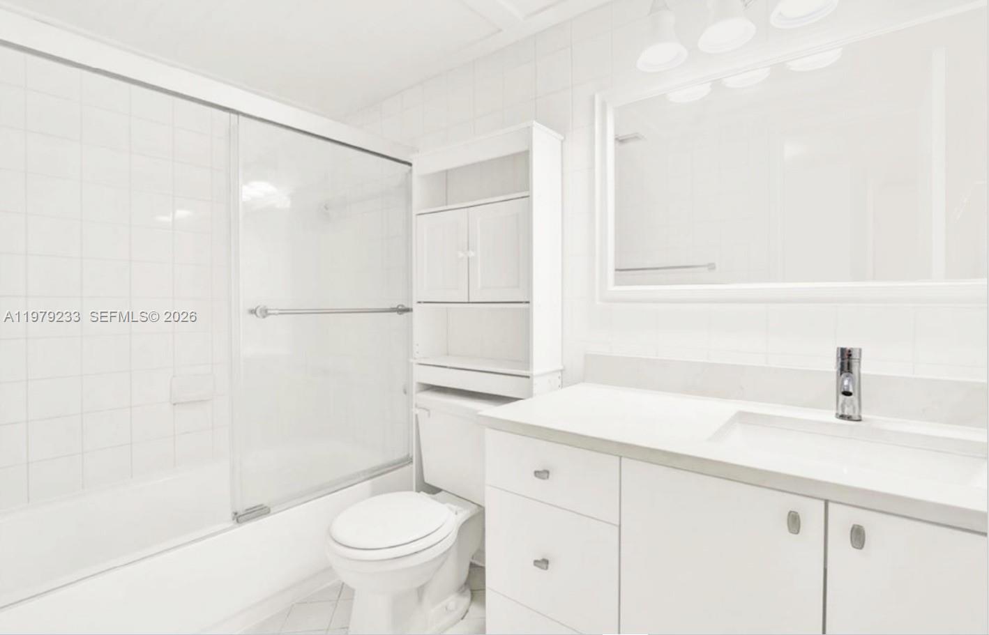 KEYSTONE HARBOR CLUB COND - Residential