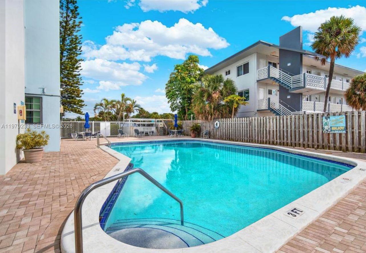 KEYSTONE HARBOR CLUB COND - Residential