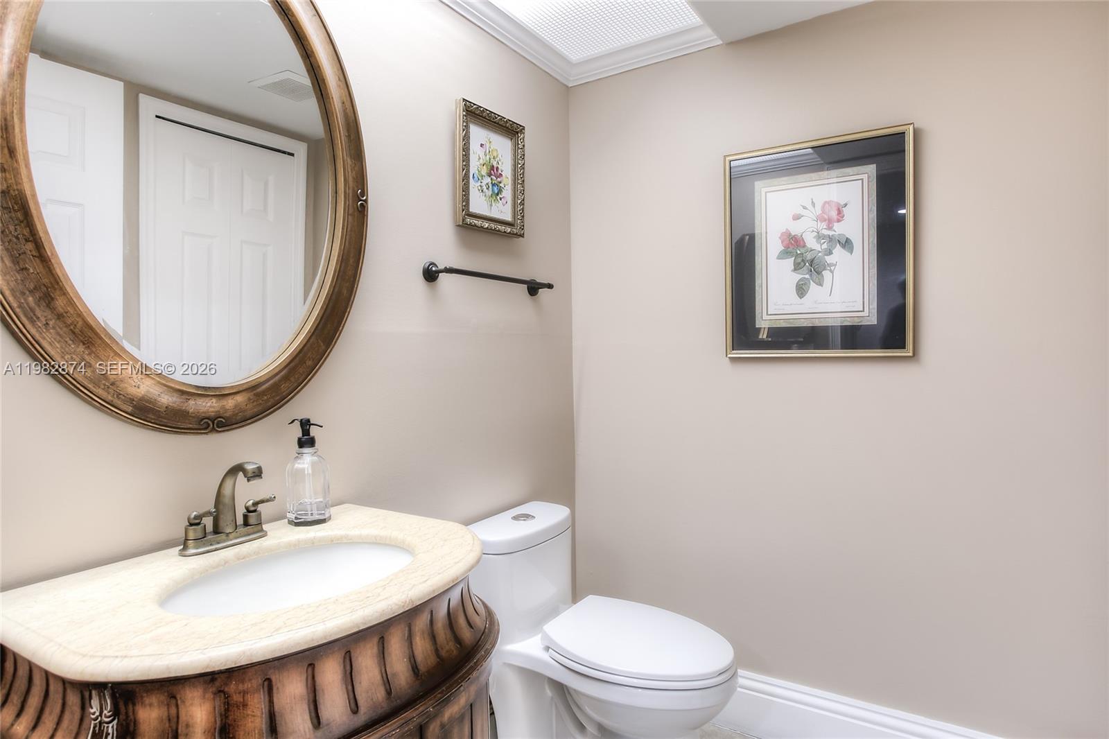 SUFFOLK AT CENTURY VILLAG - Residential