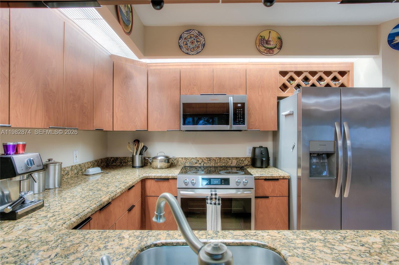 SUFFOLK AT CENTURY VILLAG - Residential