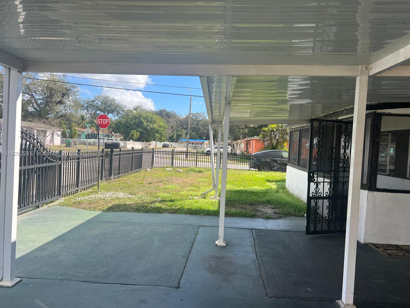 GOLDEN HIGHLANDS EST - Residential