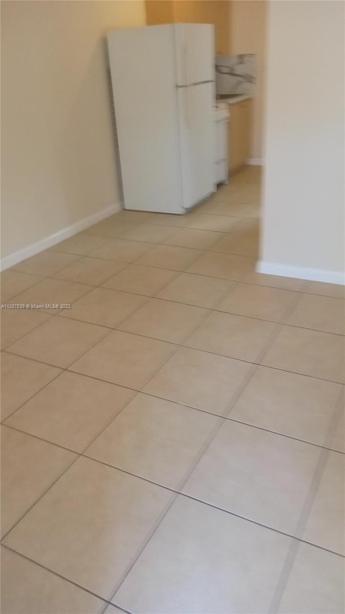 BISCAYNE HEIGHTS - Residential Lease