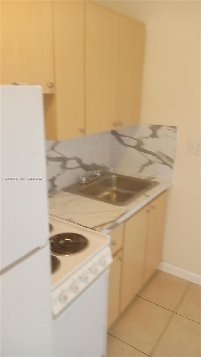 BISCAYNE HEIGHTS - Residential Lease