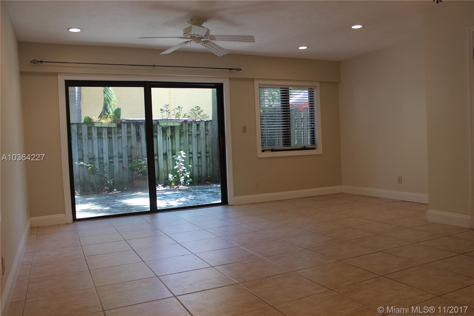 TOWNHOMES PH 3 CONDO - Residential Lease