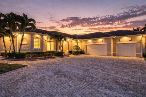 Photo of 1320 NW 118th Ave, Plantation, FL 33323 (MLS # A12100506)