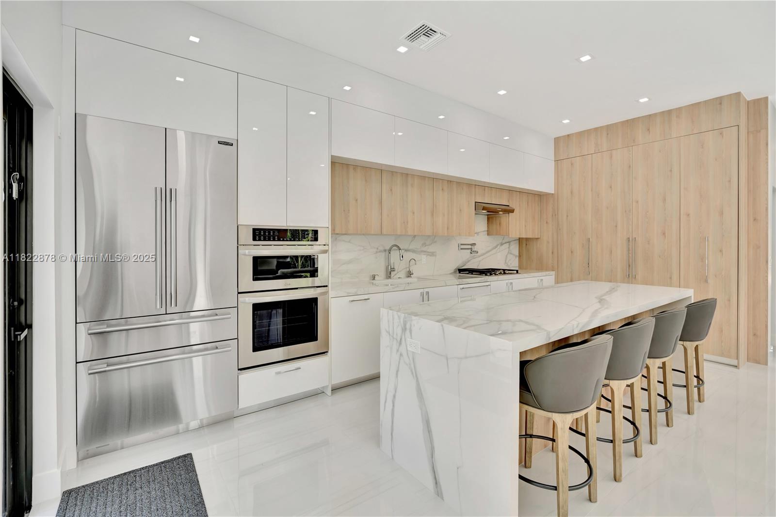 306 Plymouth Rd