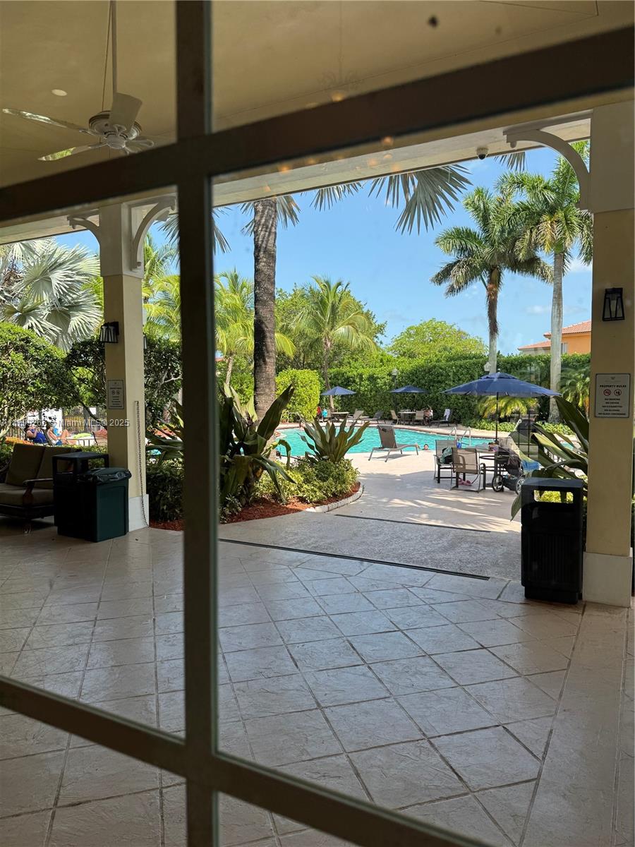 FLORIDIAN ISLES - Residential