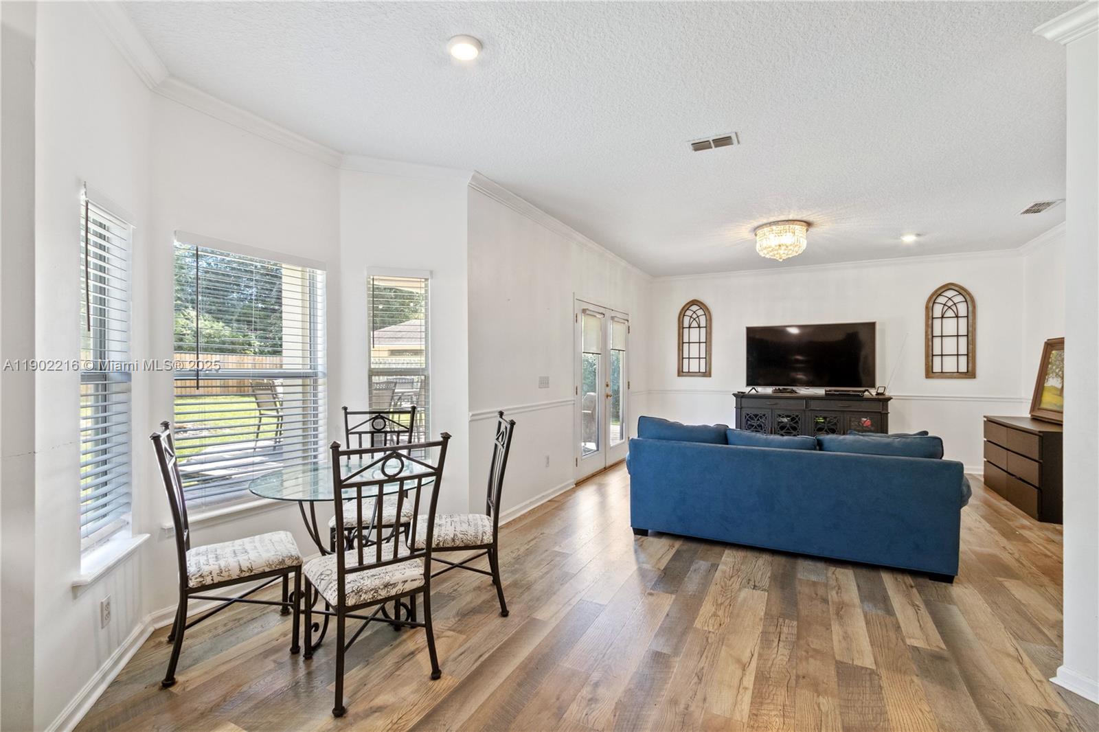 JAMES ISLAND UNIT THREE - Residential