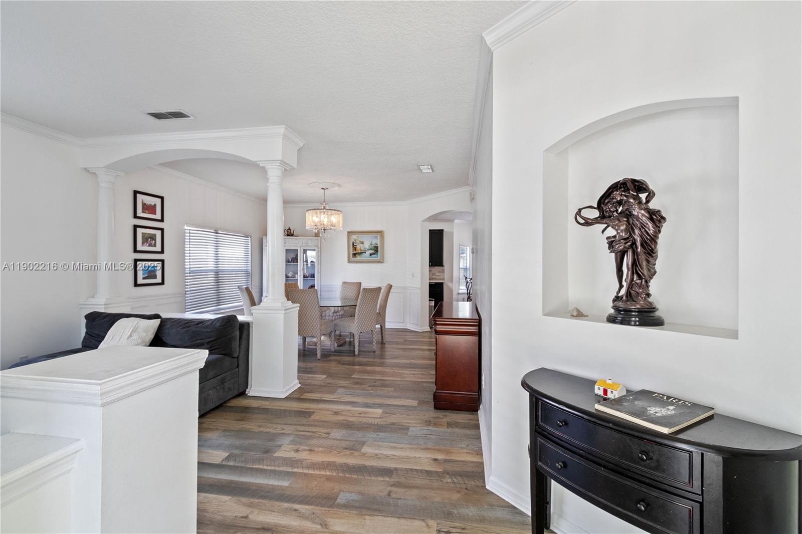 JAMES ISLAND UNIT THREE - Residential