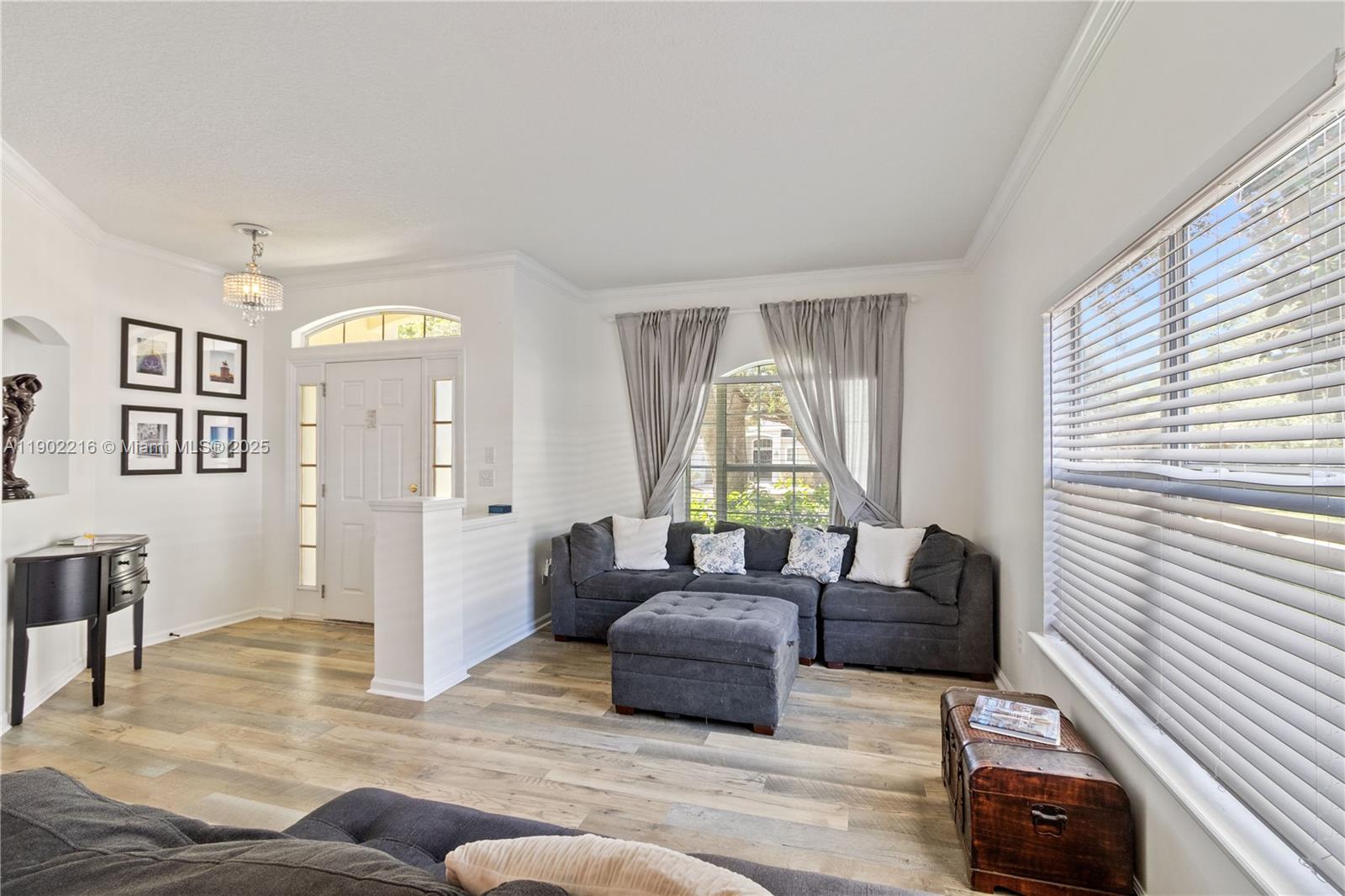 JAMES ISLAND UNIT THREE - Residential