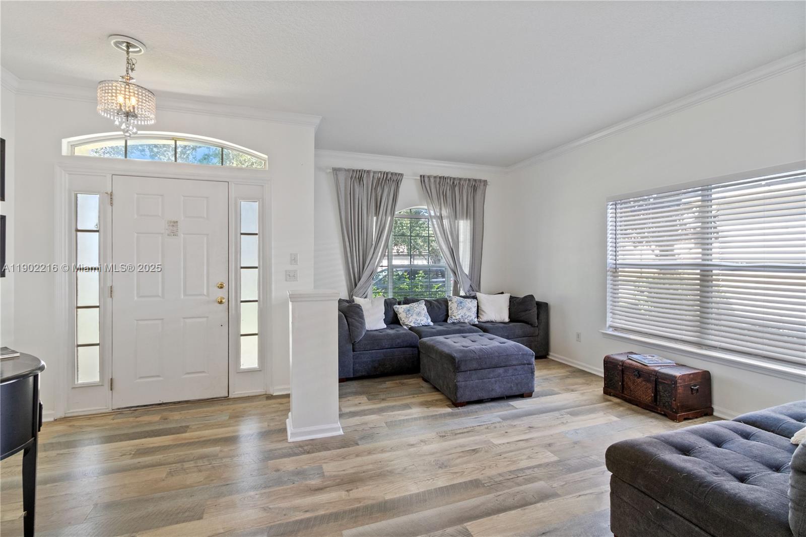 JAMES ISLAND UNIT THREE - Residential