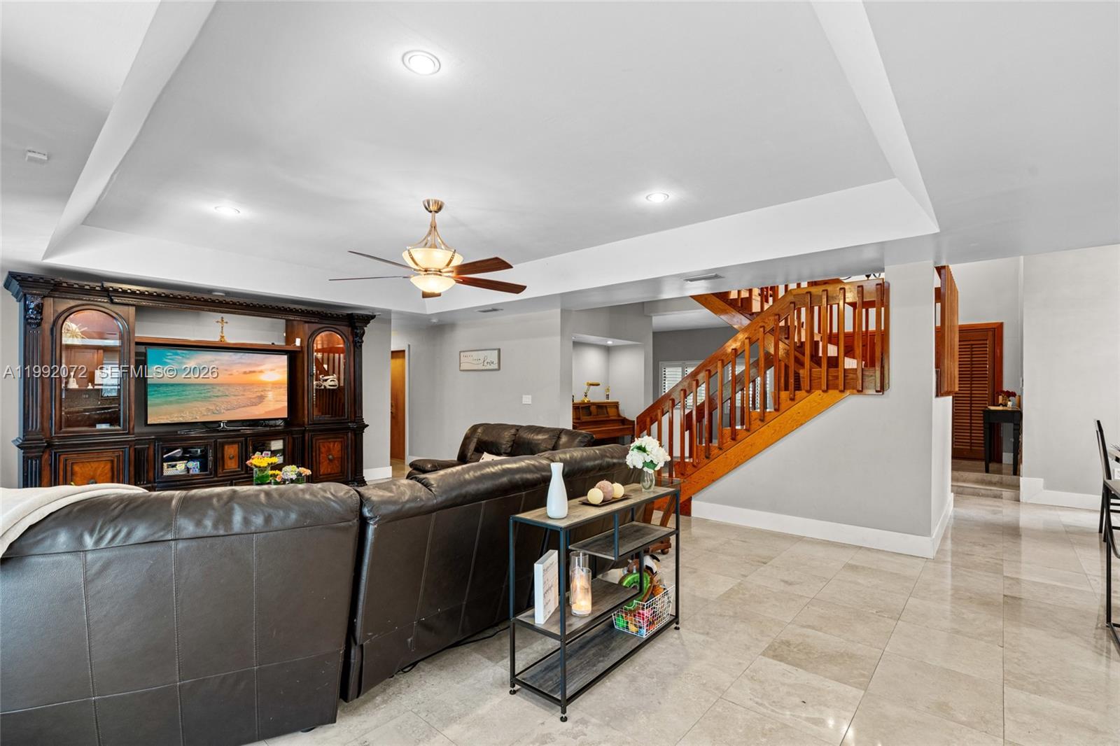 6TH ADDN TO ROYAL OAKS - Residential