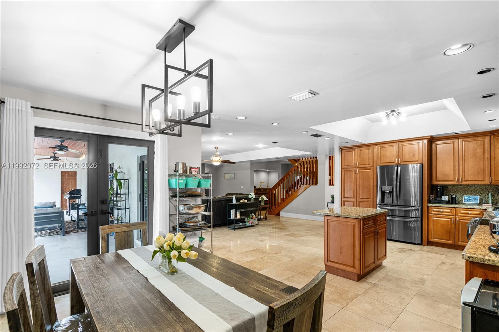 6TH ADDN TO ROYAL OAKS - Residential