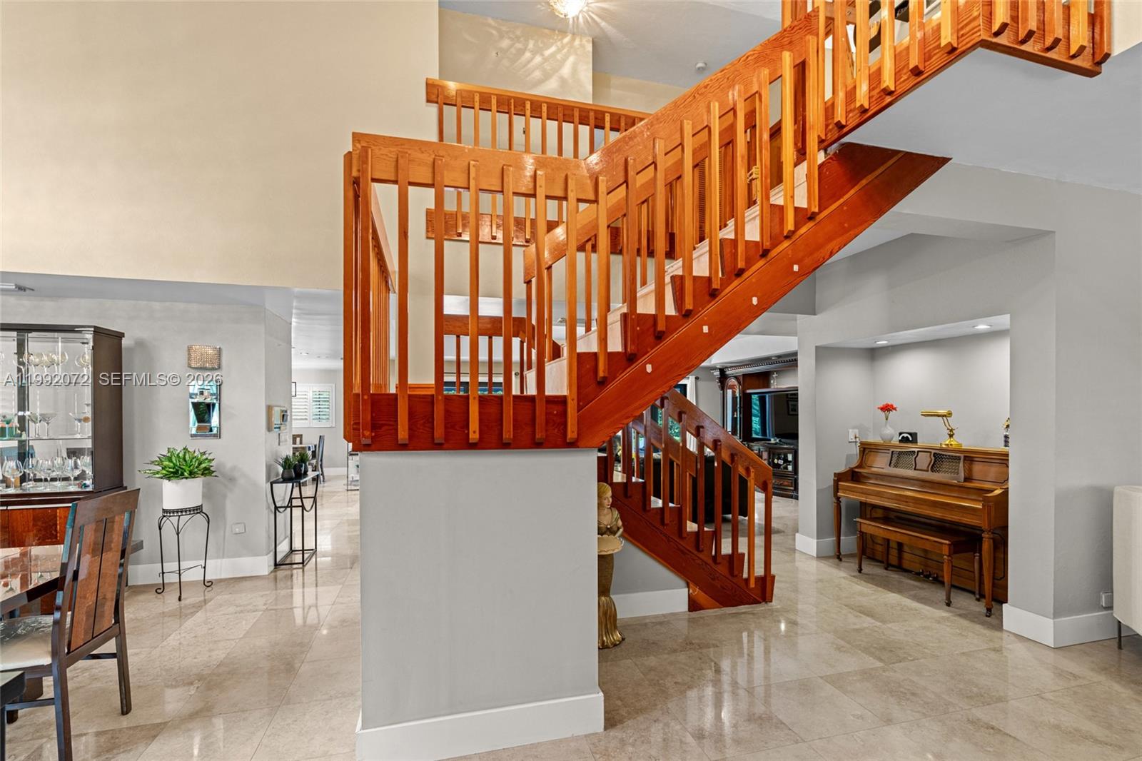 6TH ADDN TO ROYAL OAKS - Residential