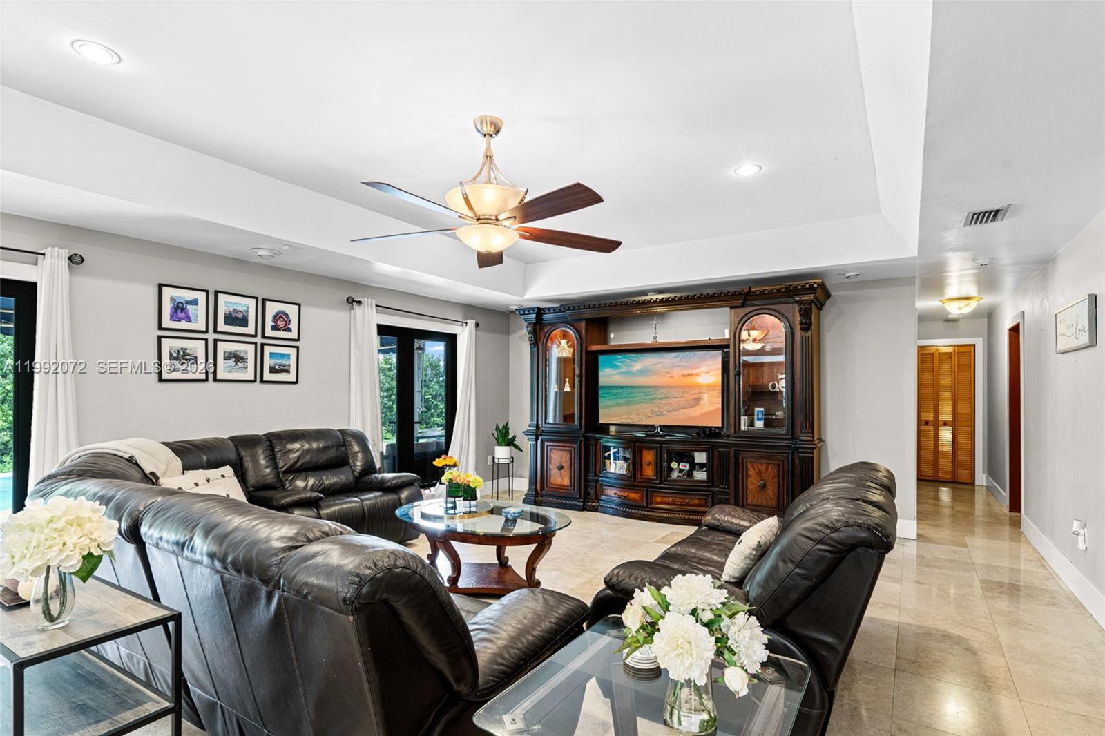 6TH ADDN TO ROYAL OAKS - Residential