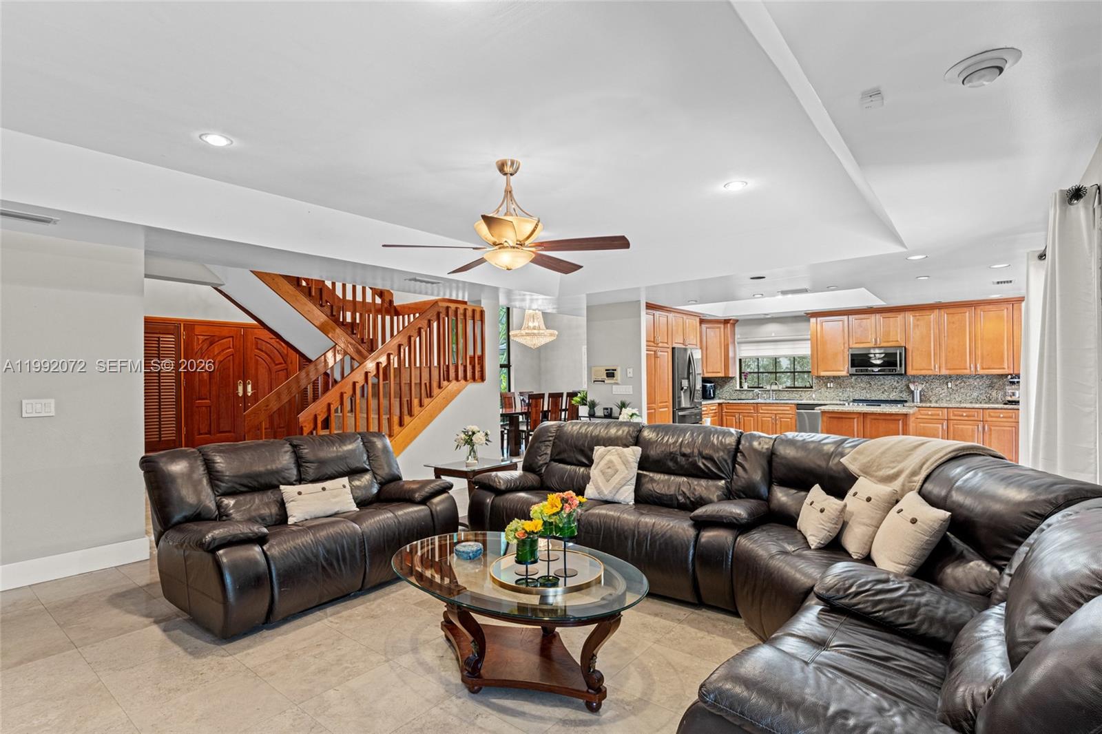 6TH ADDN TO ROYAL OAKS - Residential