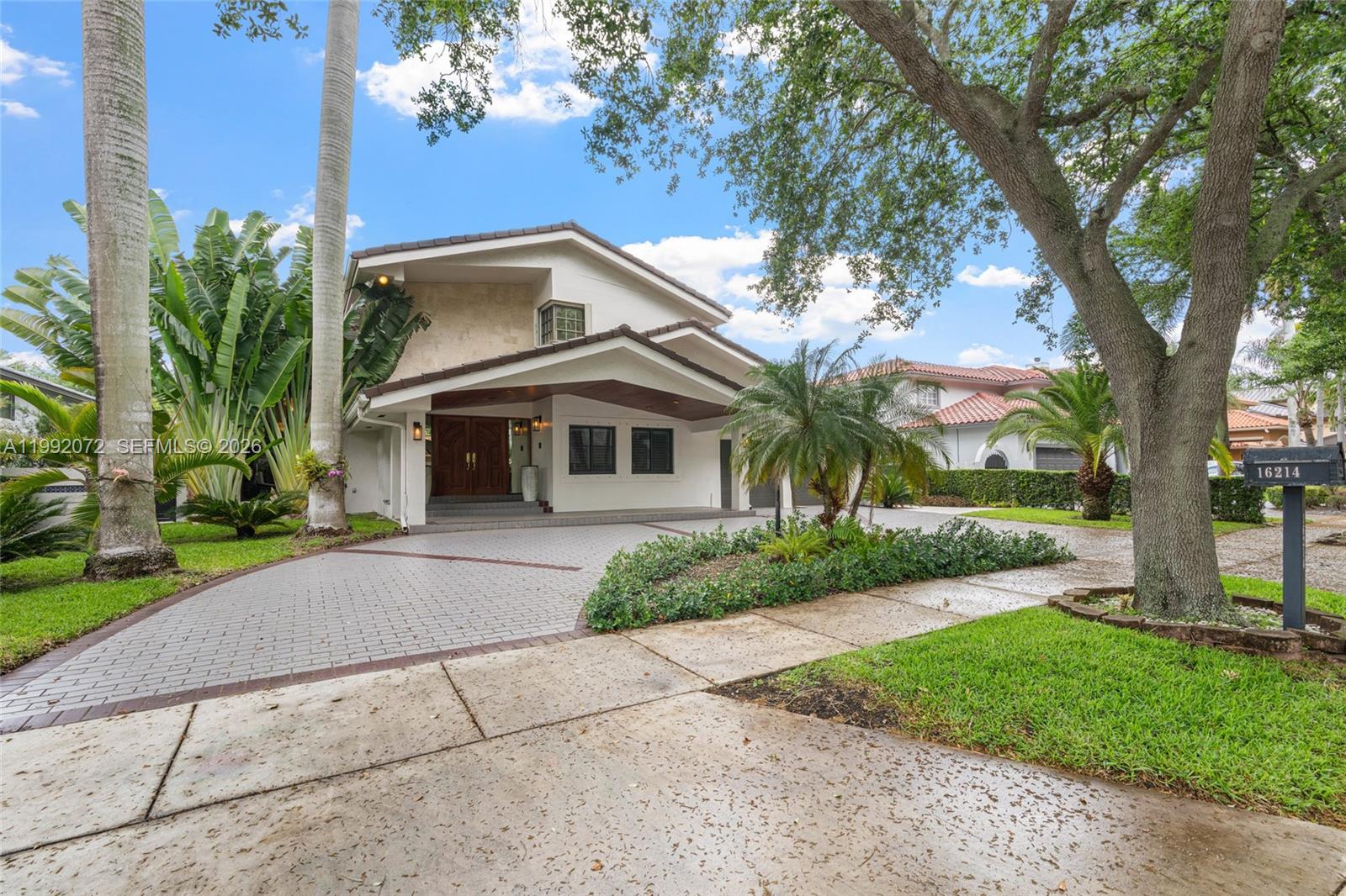 6TH ADDN TO ROYAL OAKS - Residential