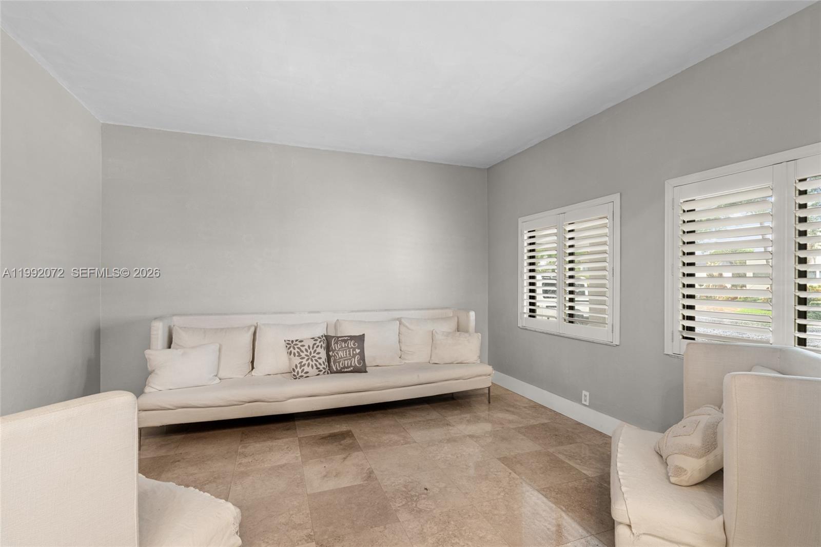 6TH ADDN TO ROYAL OAKS - Residential