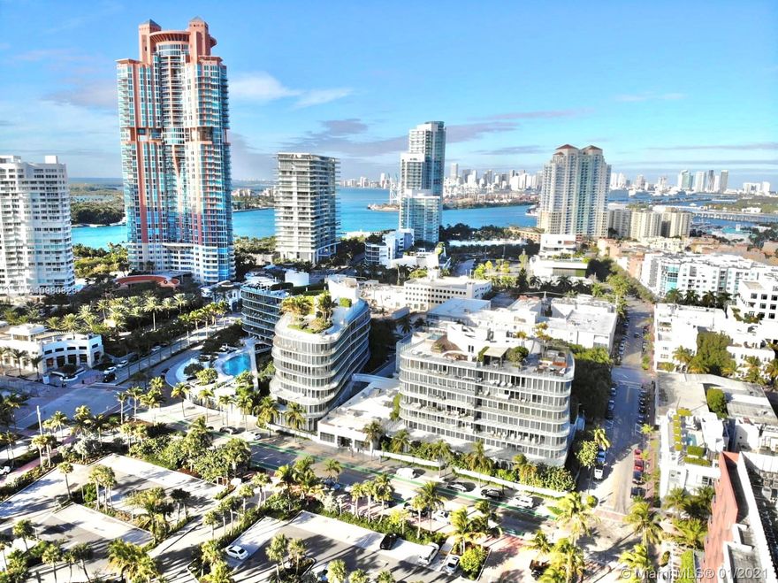 Priced to sell and comes fully furnished ready to move in. Steps from the beach, One Ocean is an ultra exclusive and private luxury building in the heart of world-renowned South Beach/South-of-Fifth neighborhood. Step outside your door and feel the warm Miami sun plus breathe in the fresh ocean breeze. Unit 308 is located in the ultra-private North Tower. Equipped with floor-to-ceiling glass walls, a private foyer entrance and wrap-around balcony overlooking Ocean Drive. Dedicated beach club includes daybeds and cabanas. This converted 4 Bedroom, 4.5 Bathroom residence offers two large master bedrooms and generous natural light.
Walk to the best restaurants Prime 112, Prime Italian, Joes Stone Crab, Milos, Pura Vida, Planta, Santorini by Georgios, and much more. Miami living at its best.