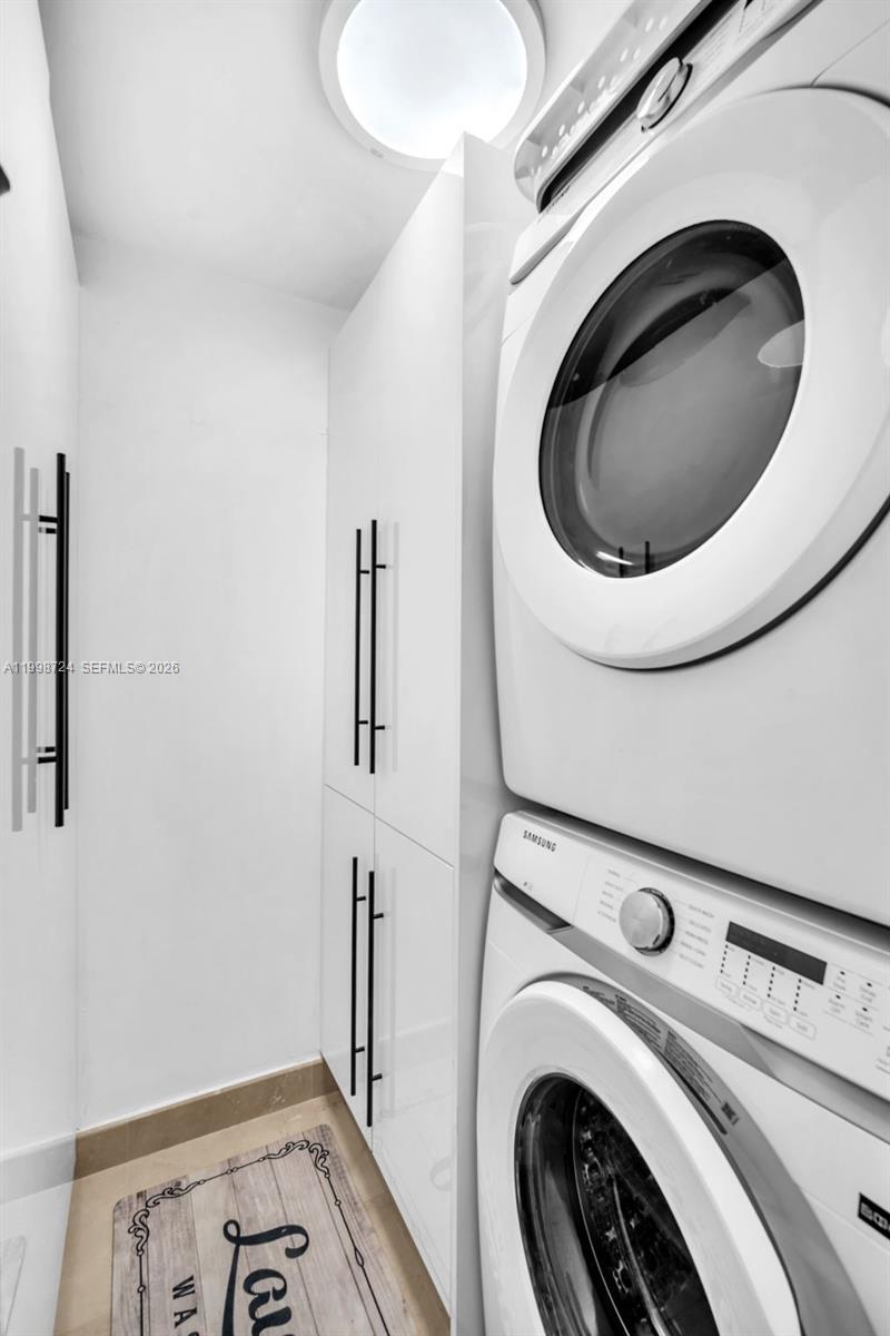 100 HIDDEN BAY CONDO - Residential