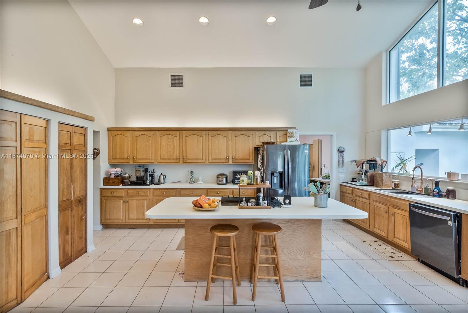 THE REDLANDS SEC 1 - Residential