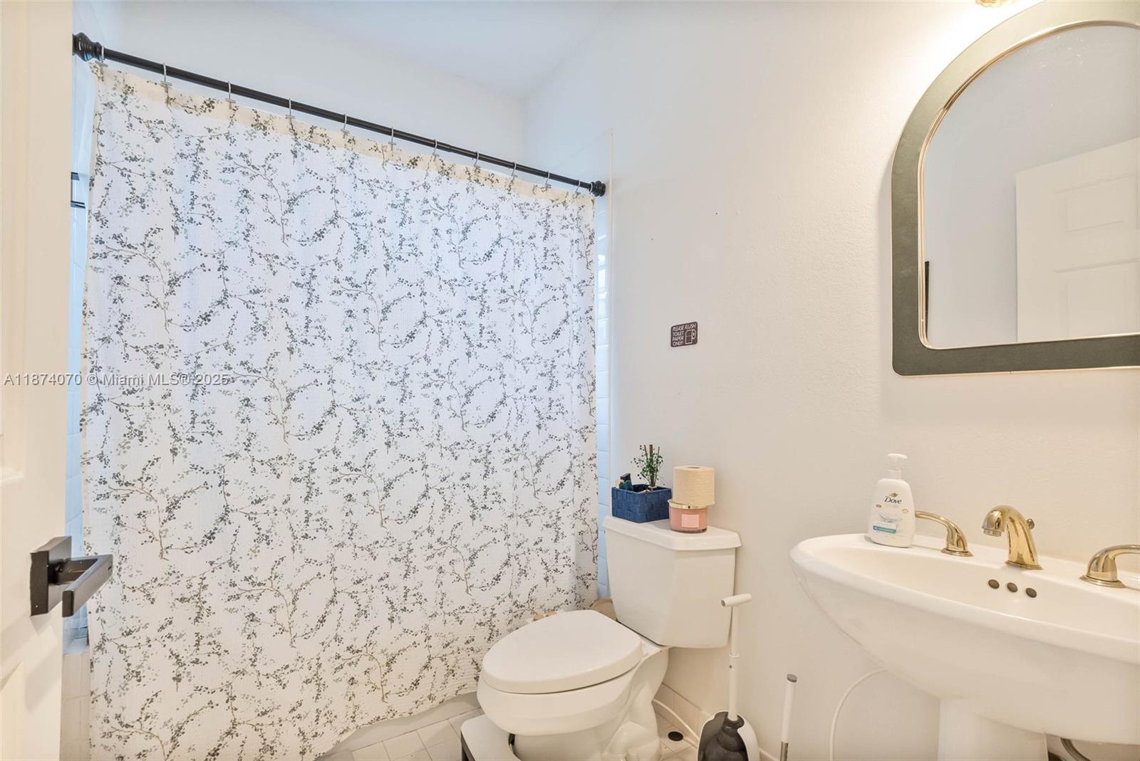 THE REDLANDS SEC 1 - Residential