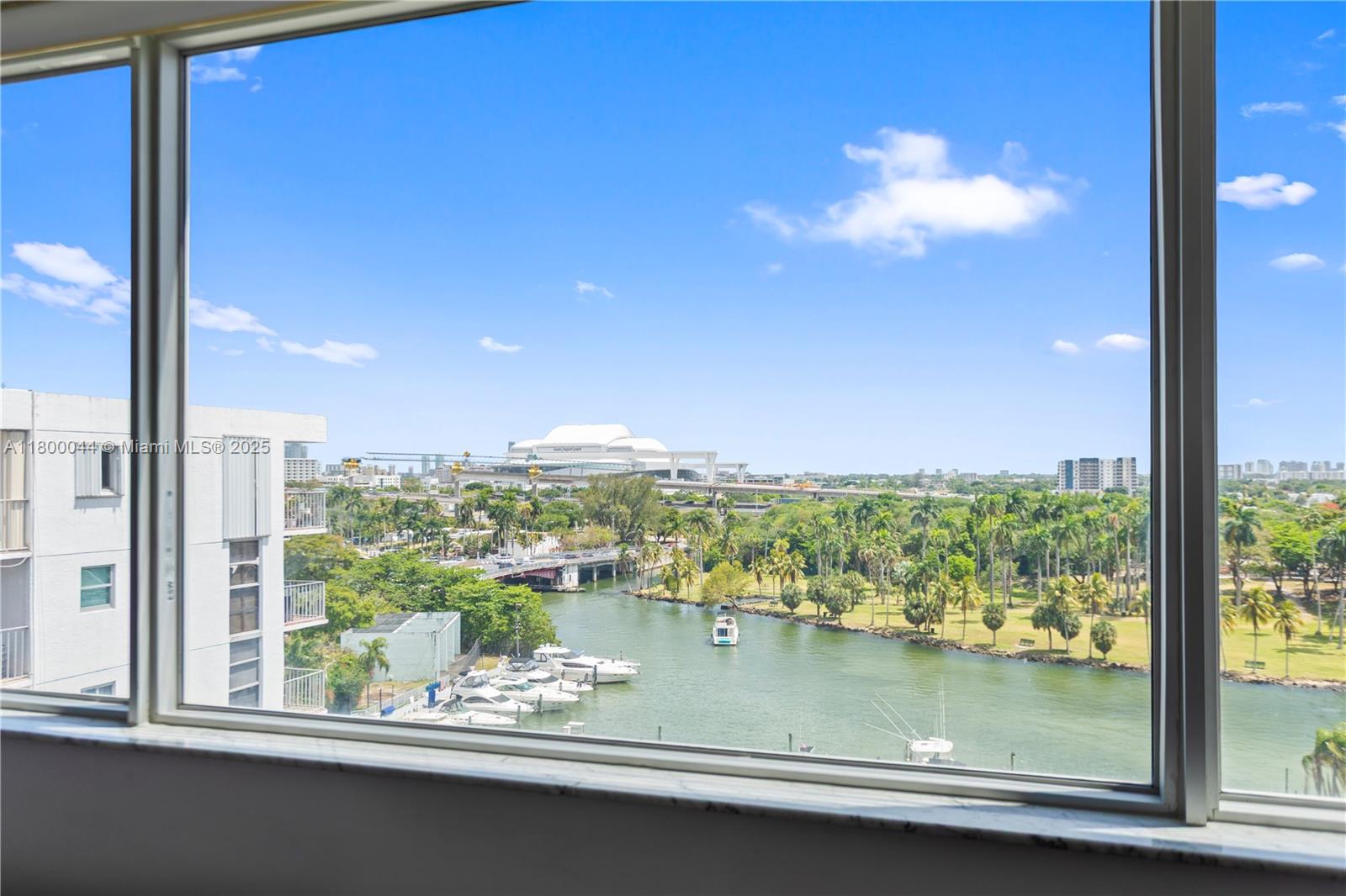 RIVER RUN CONDO PH I - Residential