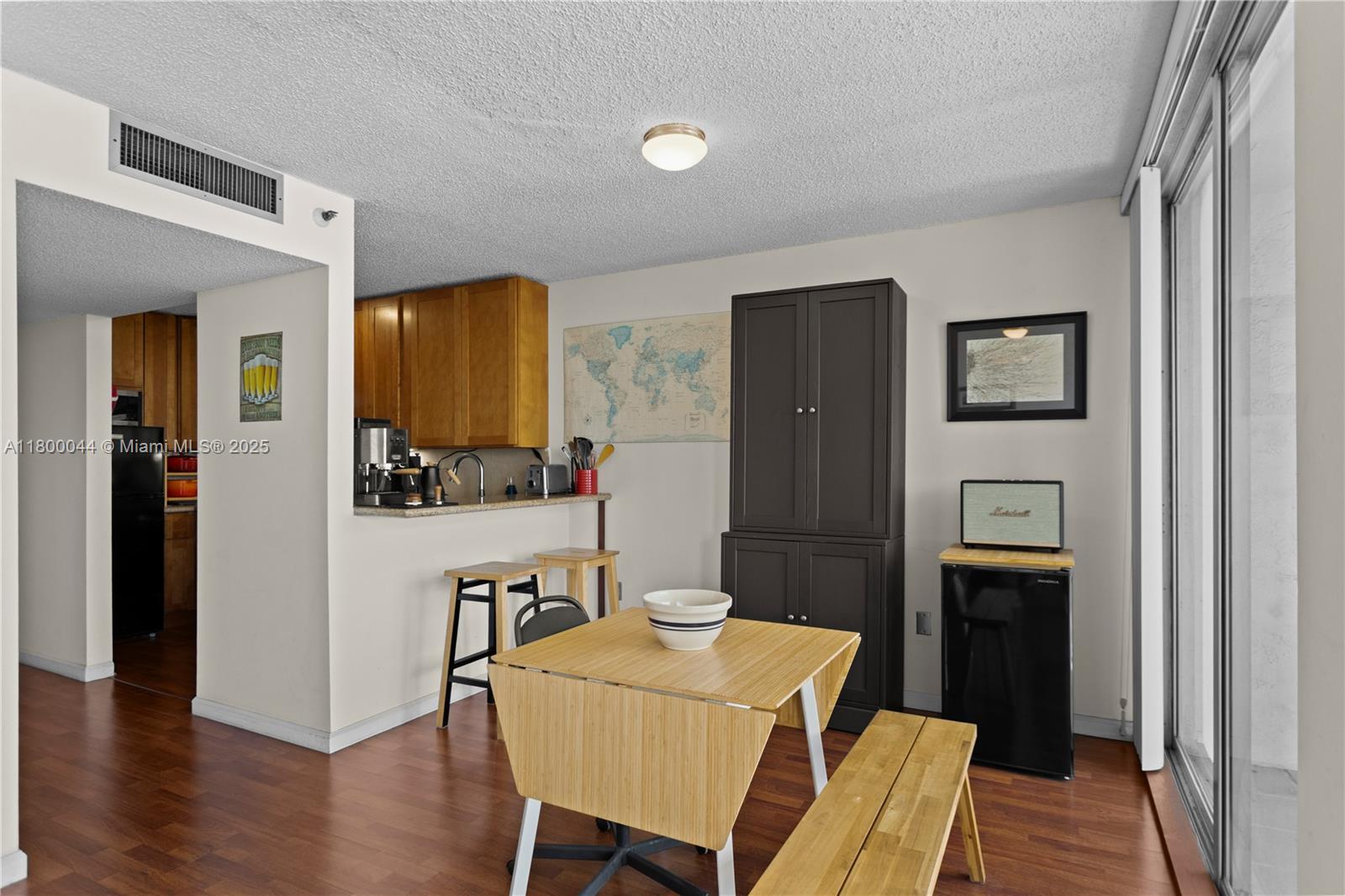 RIVER RUN CONDO PH I - Residential