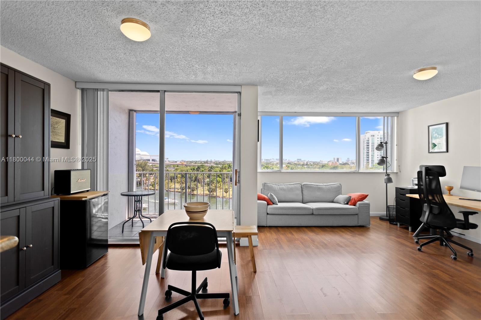 RIVER RUN CONDO PH I - Residential