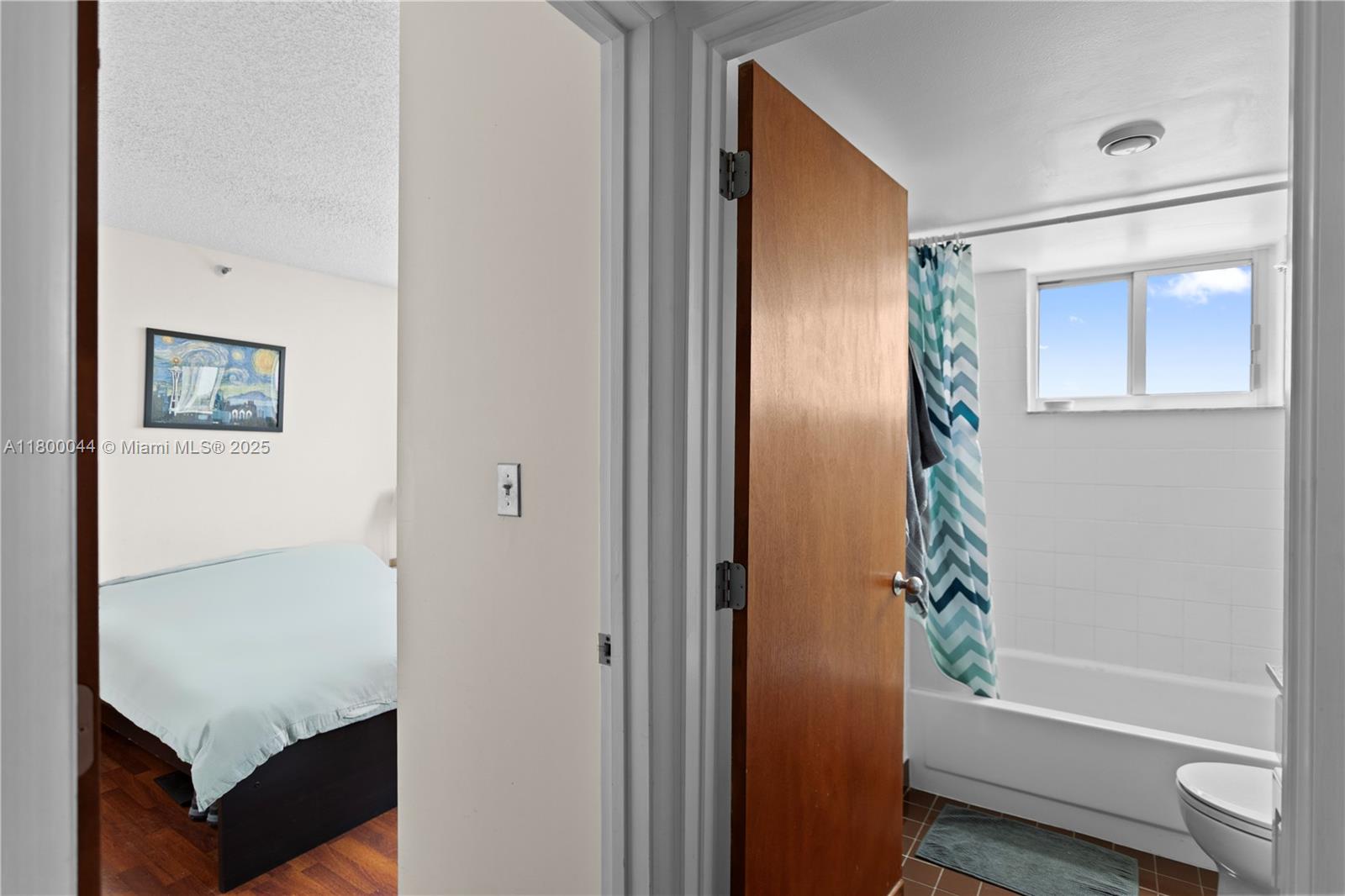 RIVER RUN CONDO PH I - Residential