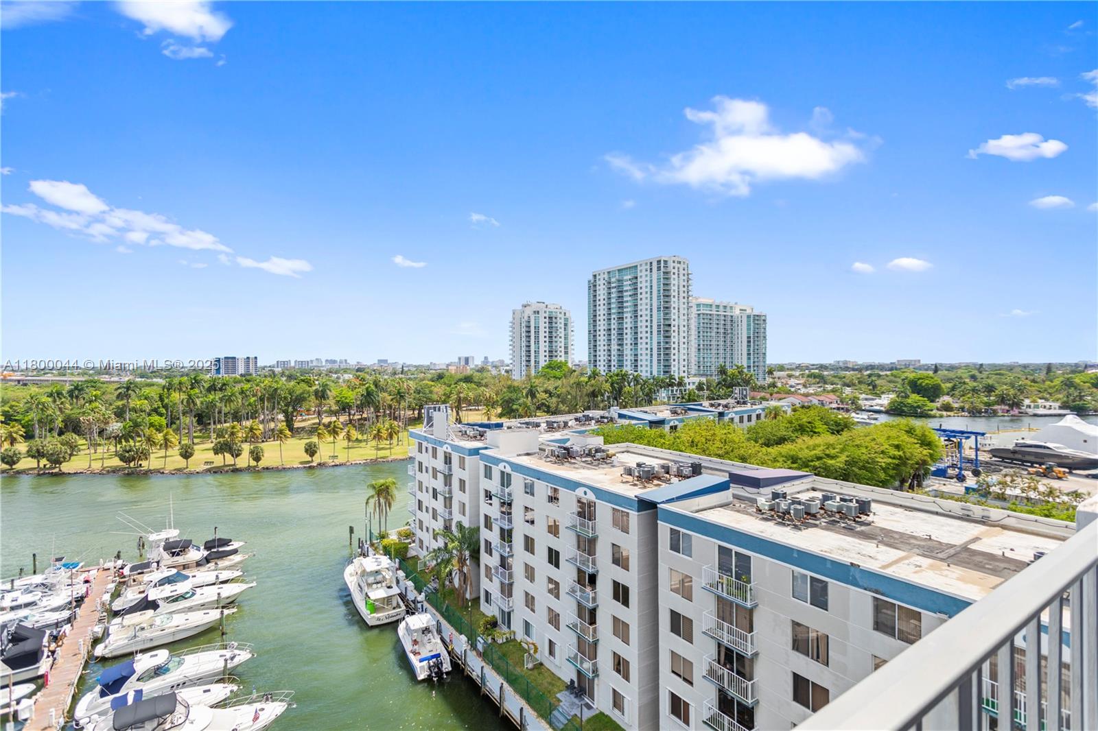 RIVER RUN CONDO PH I - Residential