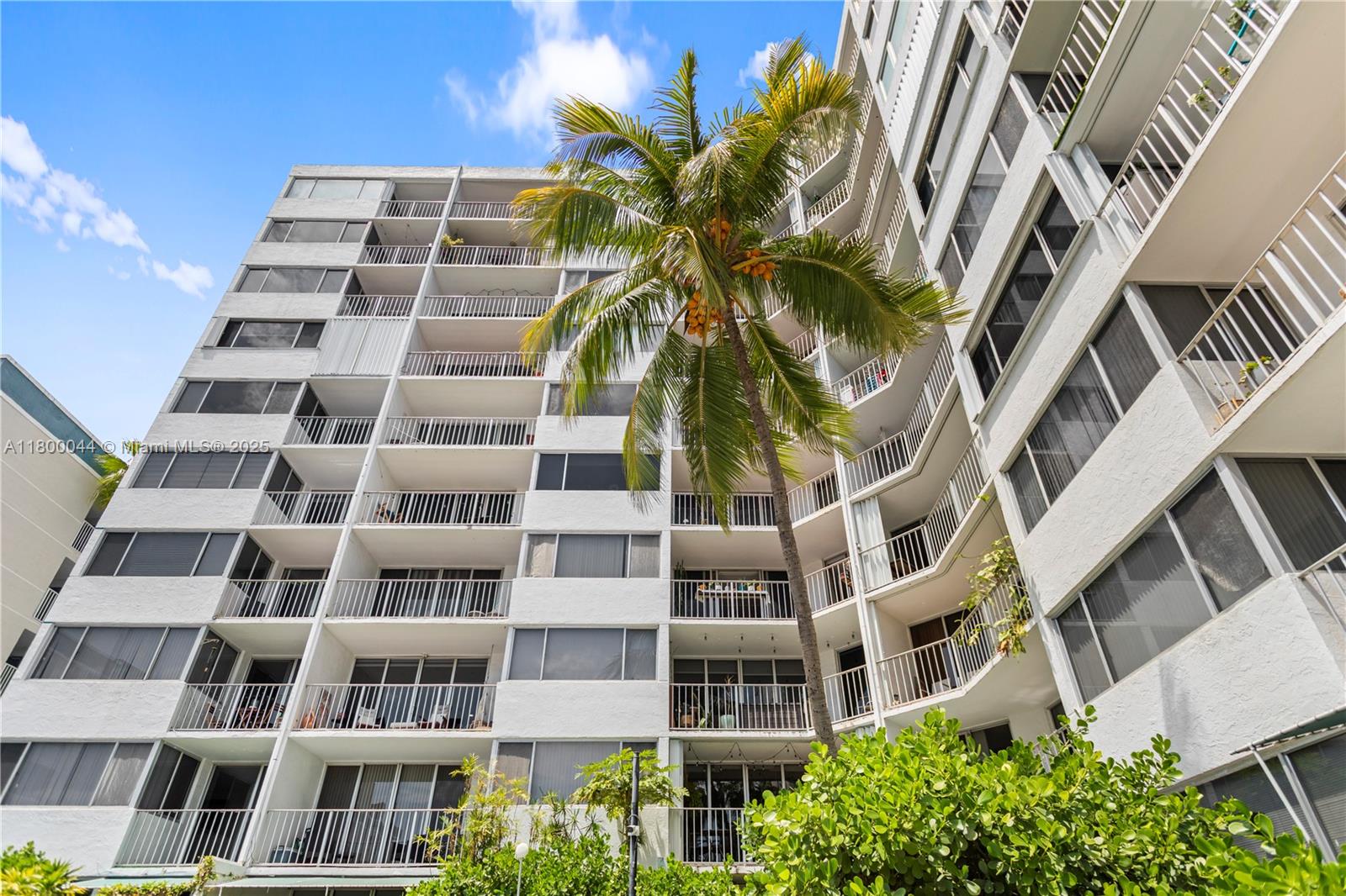 RIVER RUN CONDO PH I - Residential