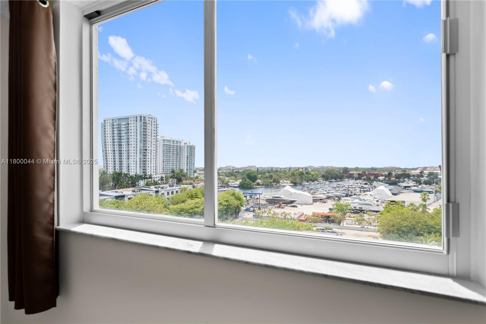 RIVER RUN CONDO PH I - Residential