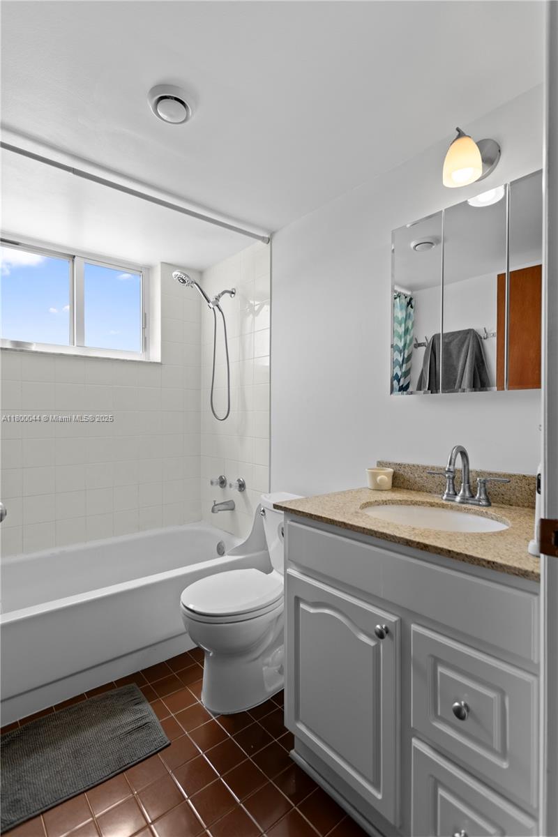 RIVER RUN CONDO PH I - Residential