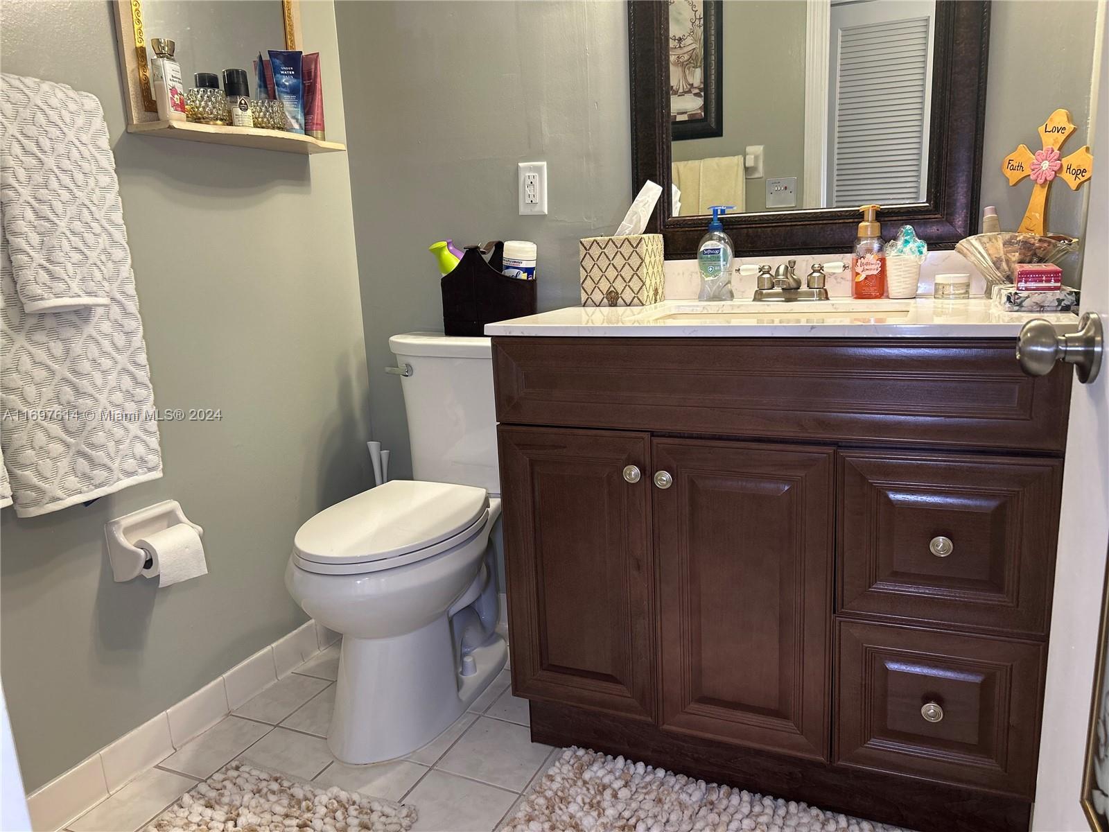 SANDALFOOT SOUTH ONE COND - Residential