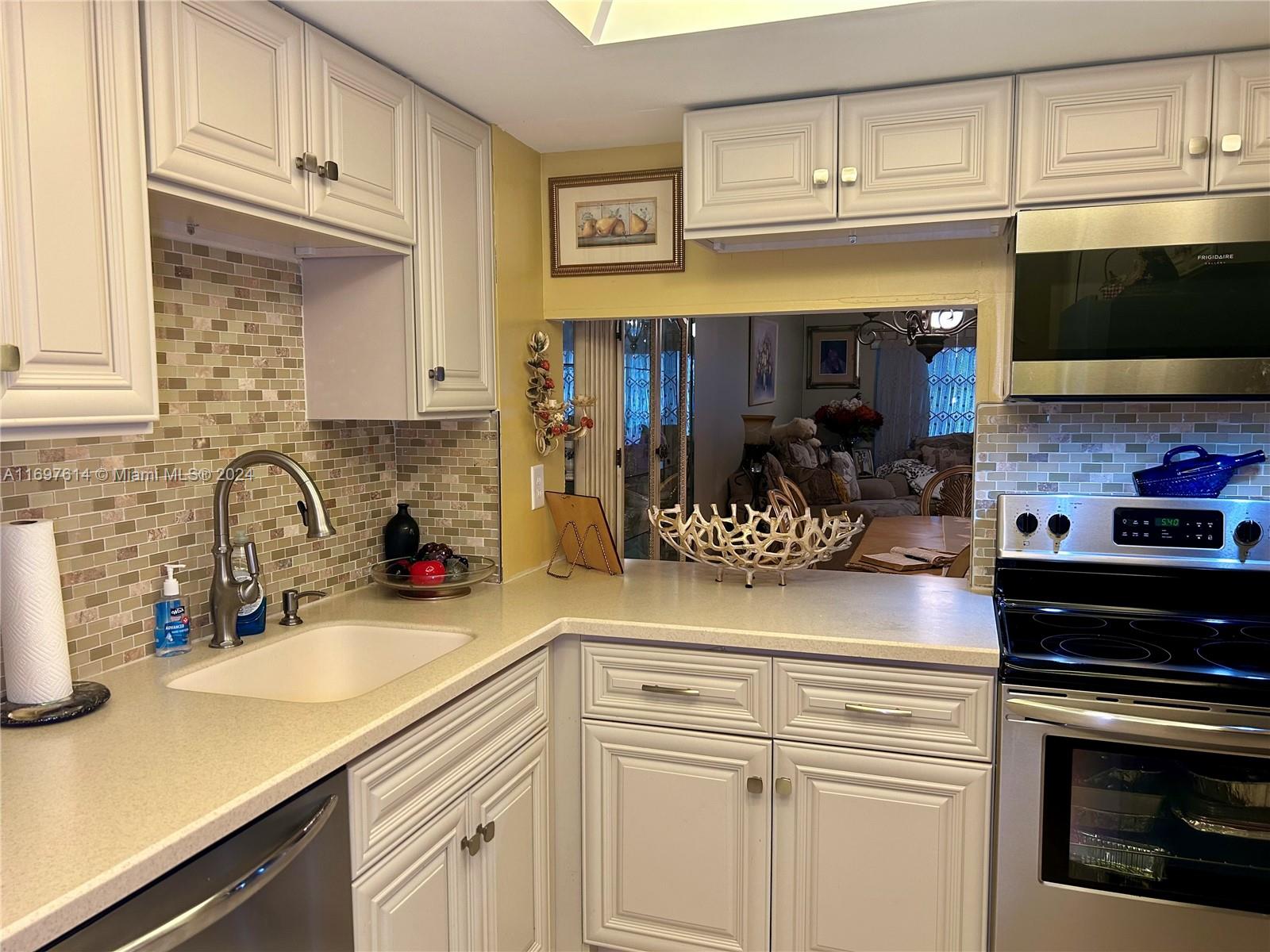 SANDALFOOT SOUTH ONE COND - Residential