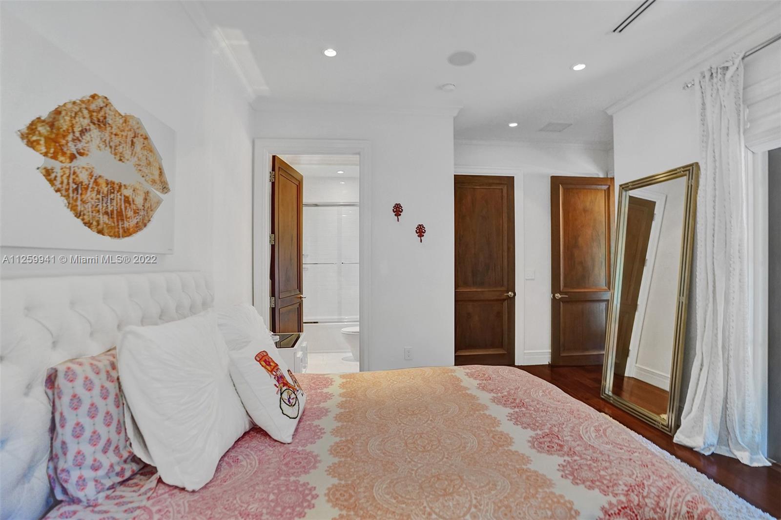 GRANADA PARK AMD - Residential