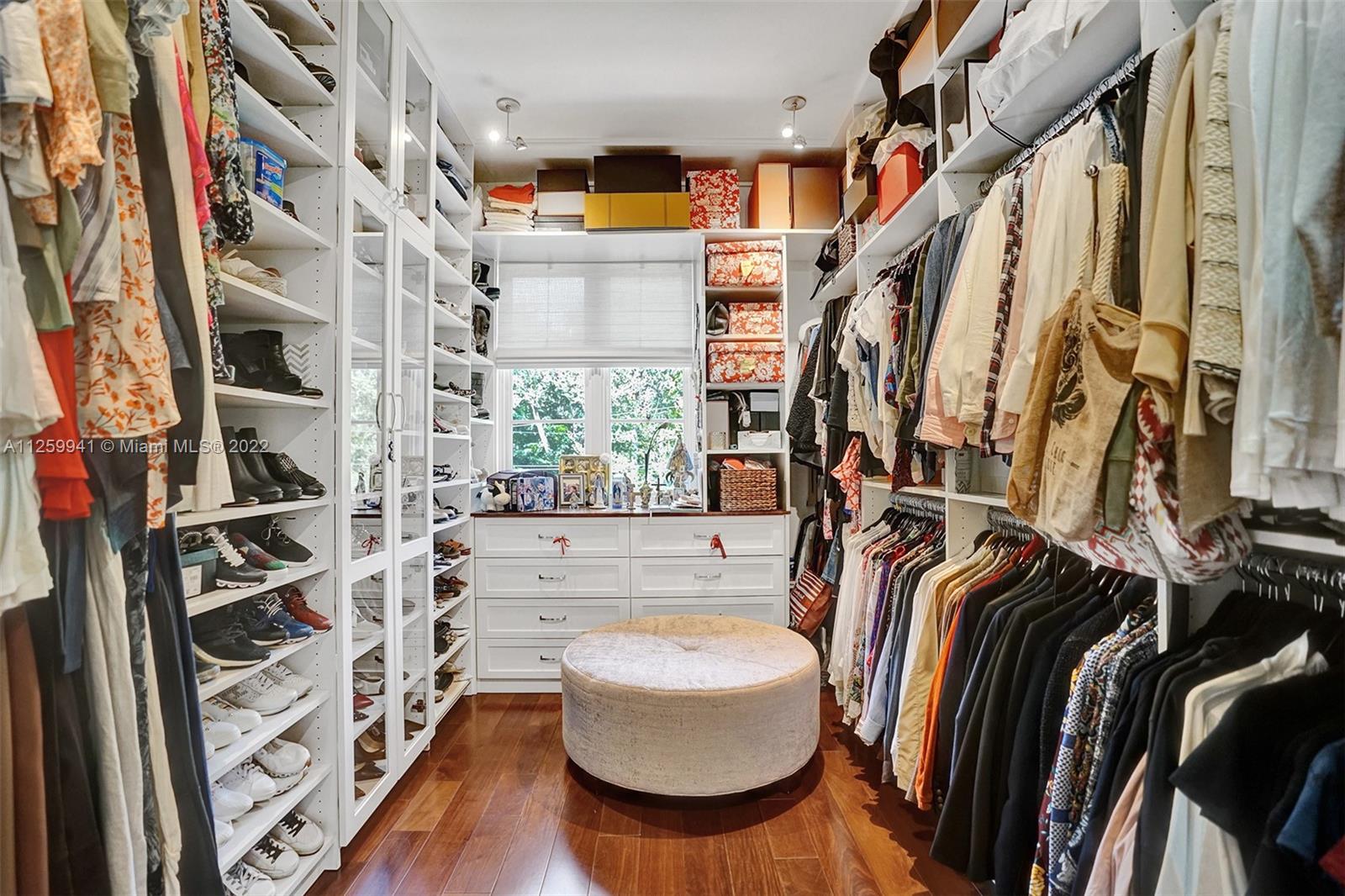 GRANADA PARK AMD - Residential