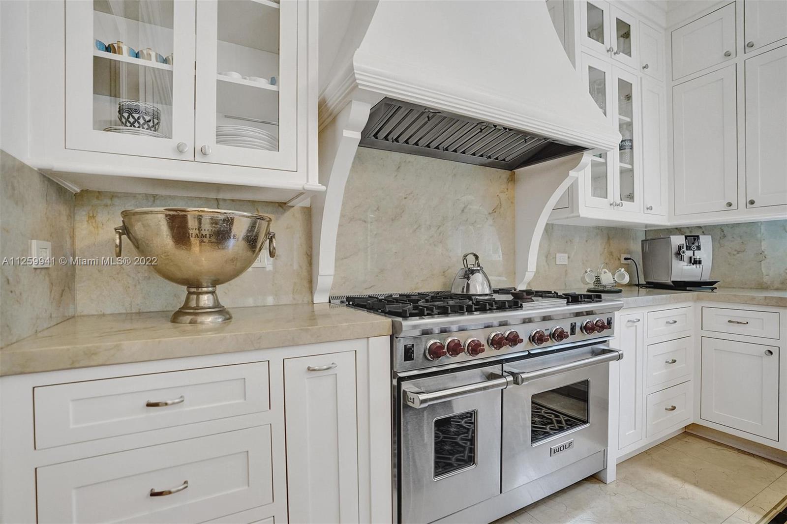 GRANADA PARK AMD - Residential