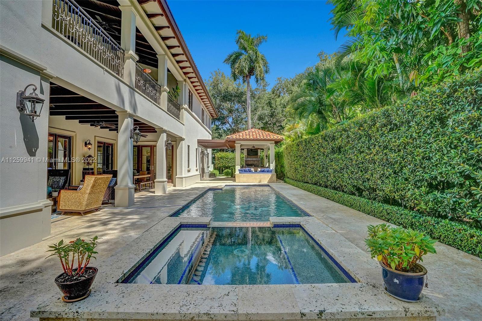 GRANADA PARK AMD - Residential