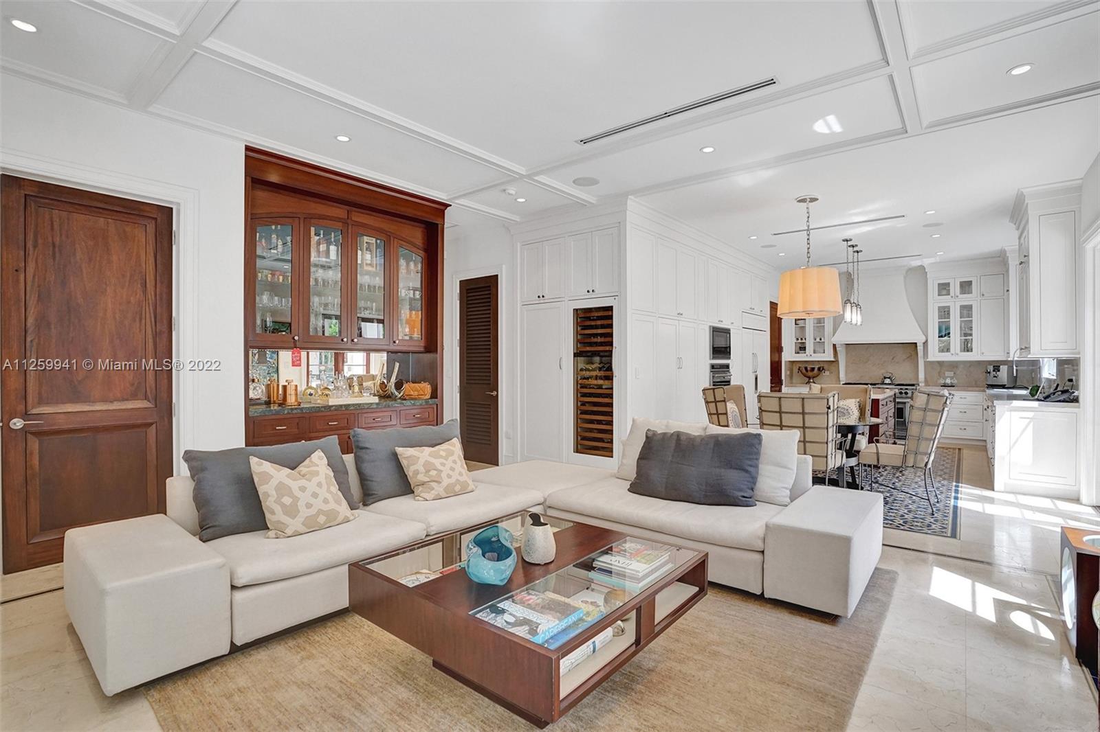 GRANADA PARK AMD - Residential