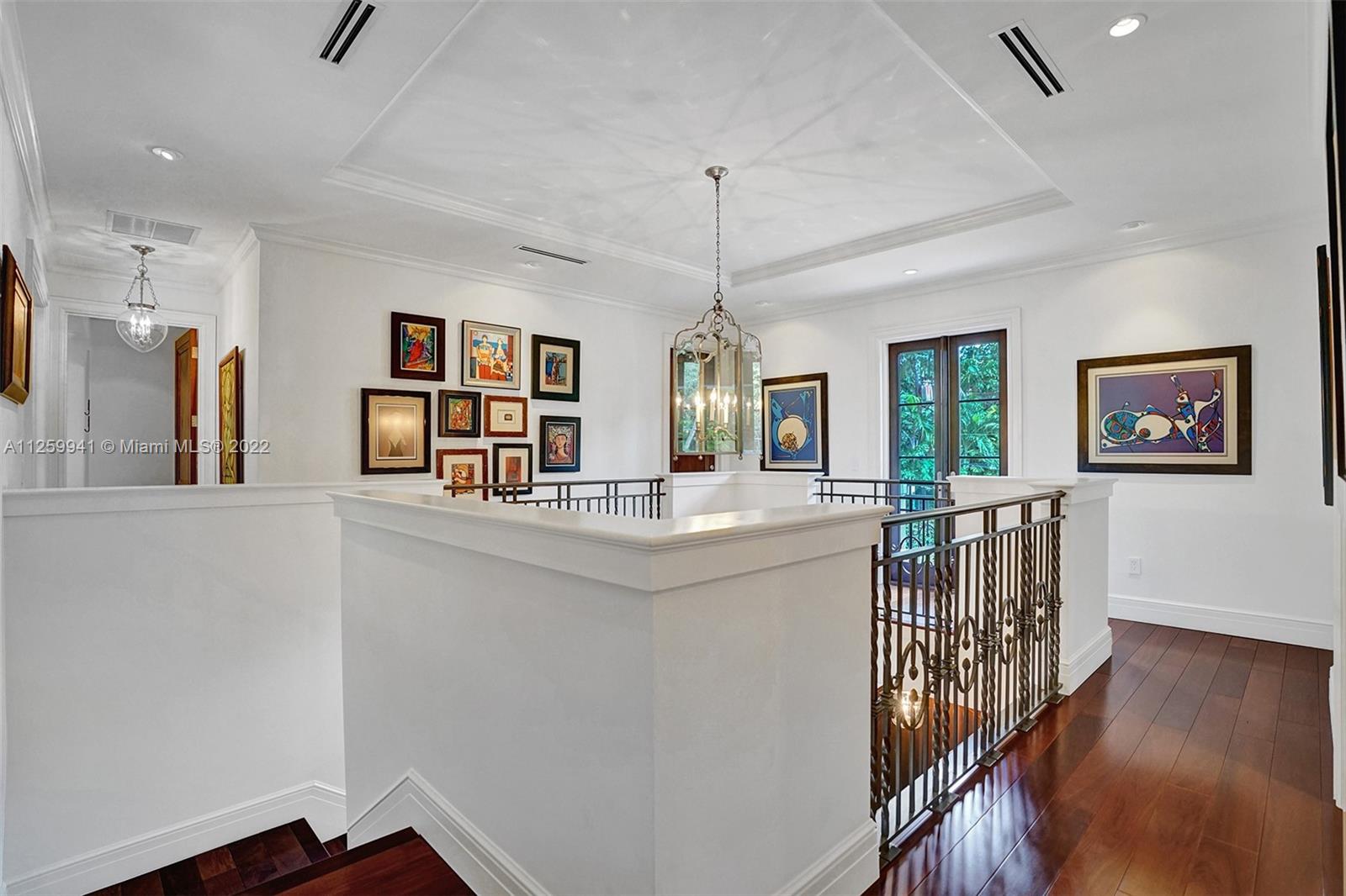 GRANADA PARK AMD - Residential