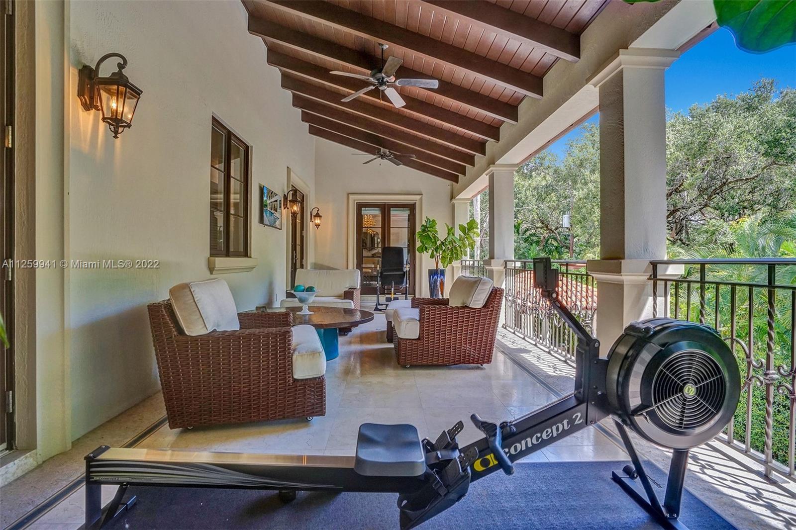 GRANADA PARK AMD - Residential