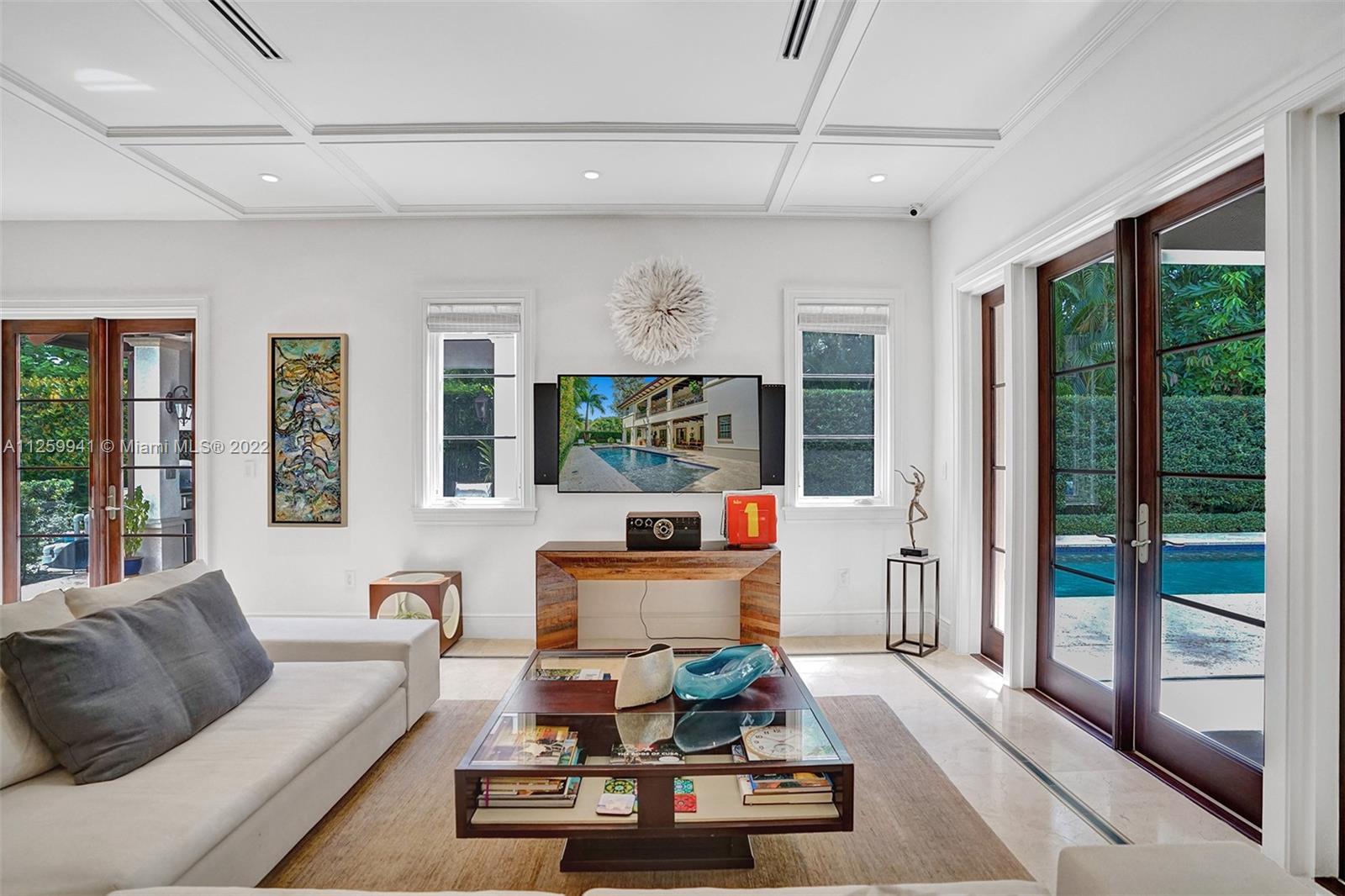 GRANADA PARK AMD - Residential