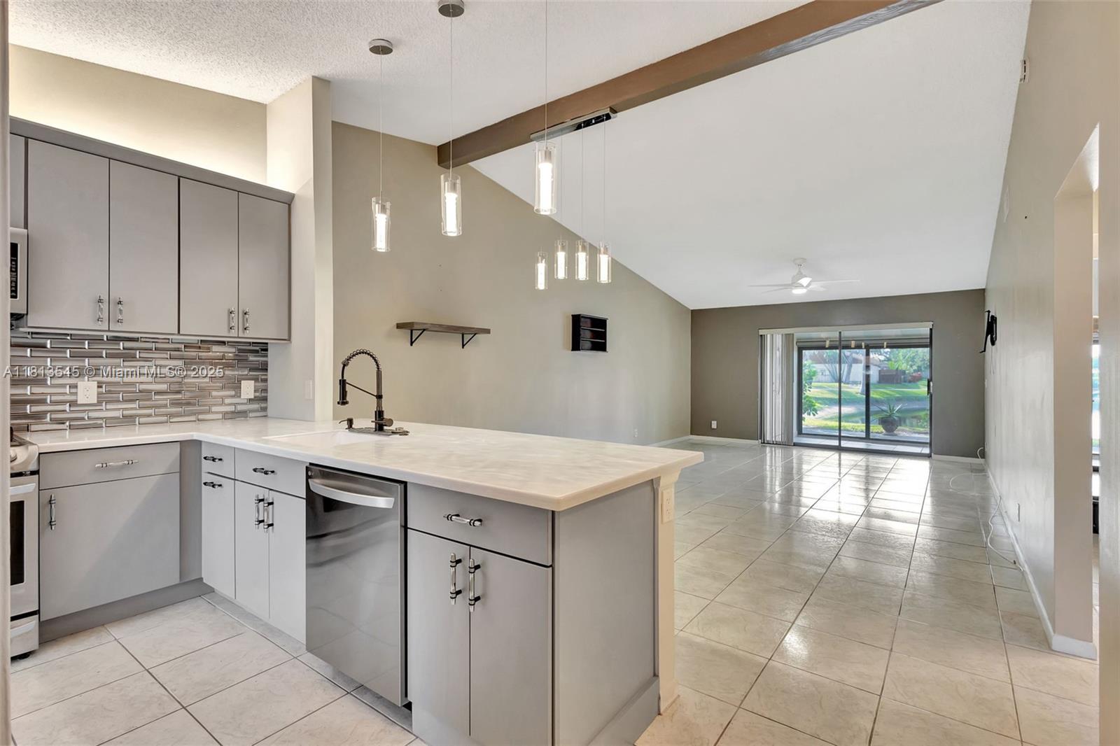 PINE RIDGE AT HAVERHILL C - Residential