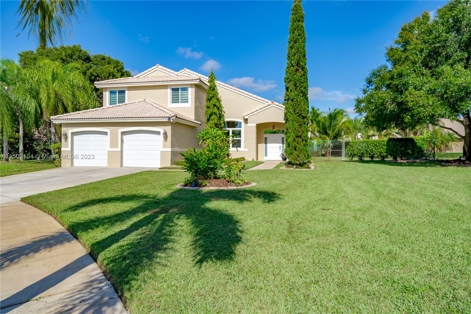 Photo 1 of 318 Sw 163rd Ave, Pembroke Pines, Florida, $950,011, Web #: 11502104