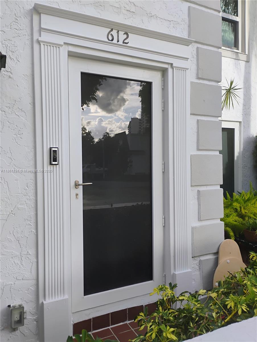 TOWNHOUSES OF VENETIAN PA - Residential