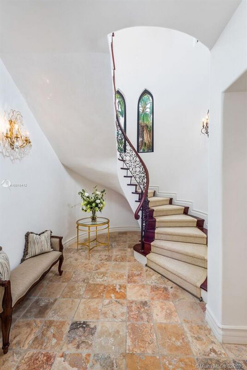 INDIAN CREEK GOLF CLUB IS - Residential